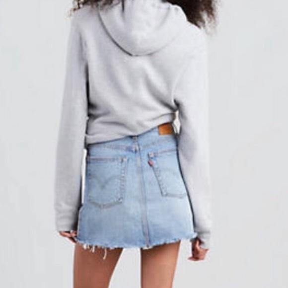 Levi’s rhinestone denim skirt NWT 26 - Picture 3 of 8
